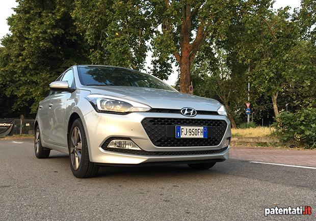 Hyundai i20 1.2 84 CV 6