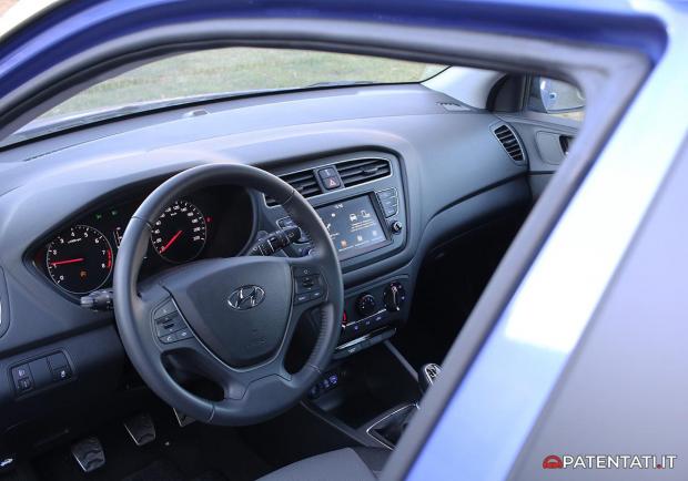 Hyundai i20 Active interni