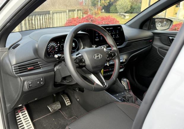 Hyundai i20 N Line Carbon interni