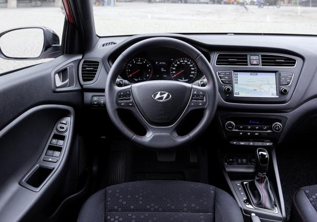 Hyundai i20, porte aperte per la 2^ generazione 03