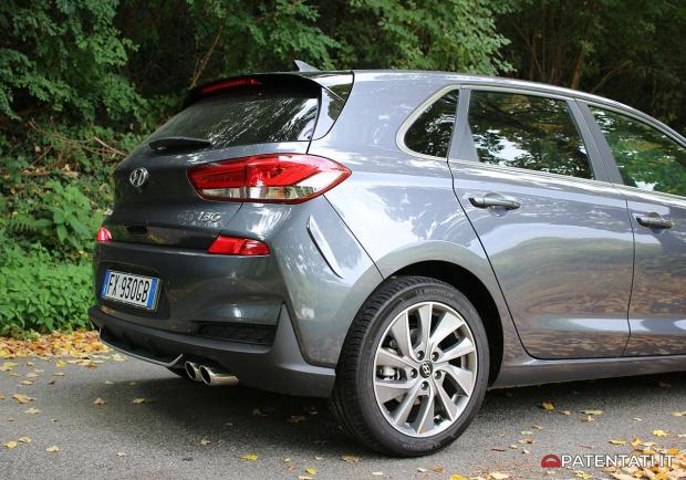 Hyundai i30 1.0 T-GDI 120 CV N Line scarico e paraurti