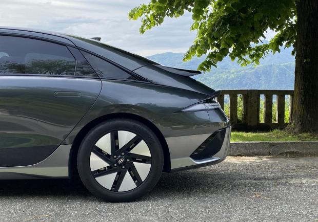 Hyundai Ioniq 6 RWD 77 kWh posteriore