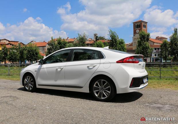 Hyundai Ioniq 1.6 Hybrid 6DCT 2018