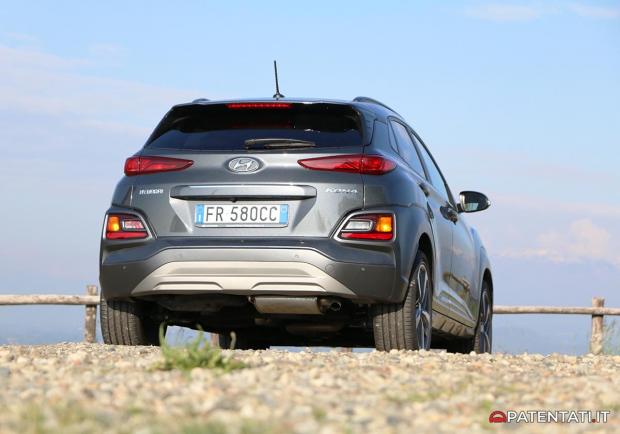 Hyundai Kona 1.6 CRDi 115 CV XPossible posteriore