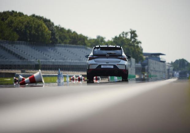 Hyundai N-Driving Experience i20N posteriore