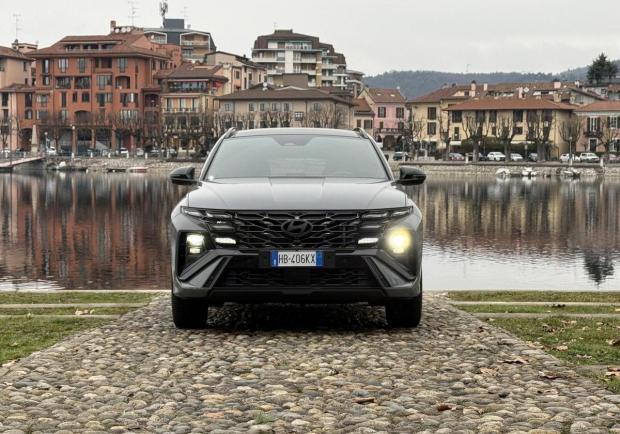 Hyundai Tucson HEV 239CV N Line anteriore