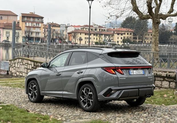 Hyundai Tucson HEV 239CV N Line immagine