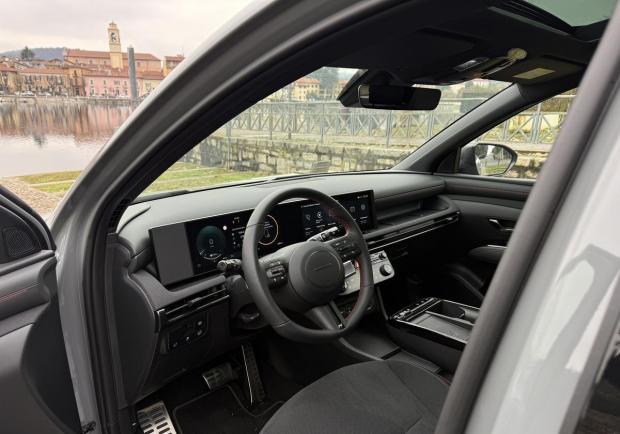 Hyundai Tucson HEV 239CV N Line interni