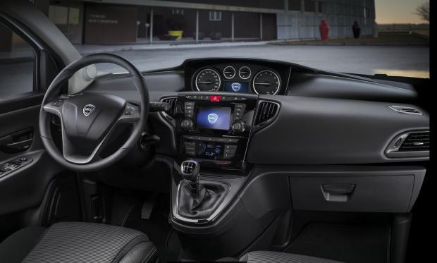 Interni Lancia Ypsilon Unyca