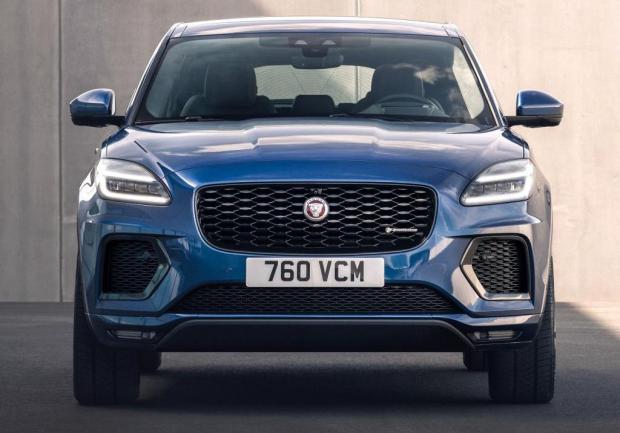 Jaguar E-Pace immagine