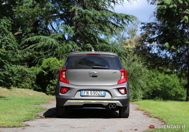 Kia Picanto X-Line posteriore