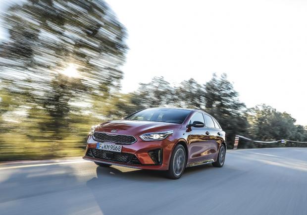 Kia Proceed GT immagine anteriore