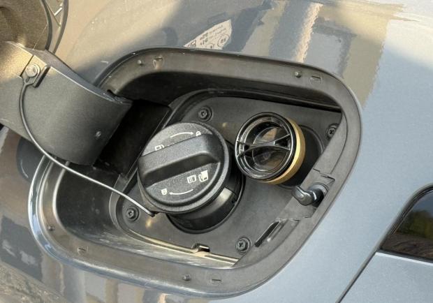 Kia Sportage Tri-Fuel Black Edition bocchettone