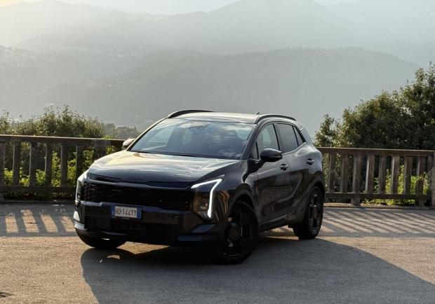 Kia Sportage Tri-Fuel Black Edition