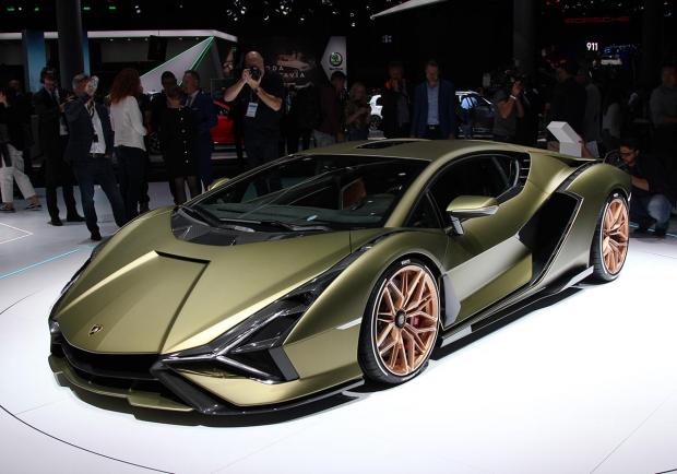 Lamborghini Siàn, la più veloce al Salone di Francoforte 06