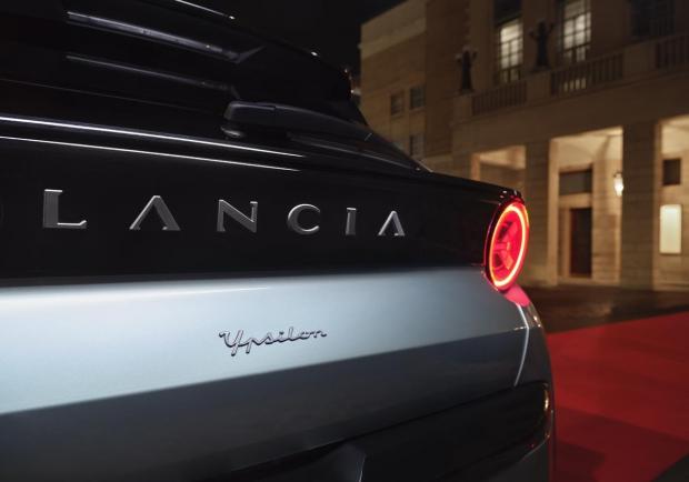 Lancia Ypsilon Turbo 100 foto