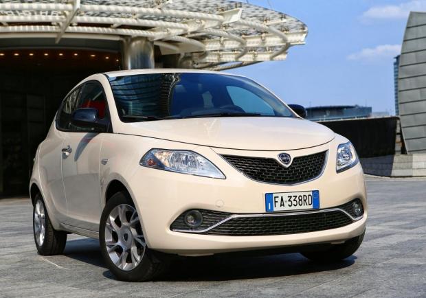 Lancia Ypsilon