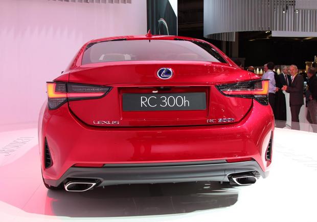 Lexus coupé RC Hybrid Salone di Parigi 2018