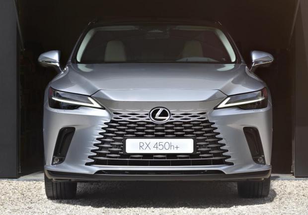 Lexus RX ibrida SUV