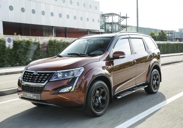 Mahindra XUV500 2019 foto