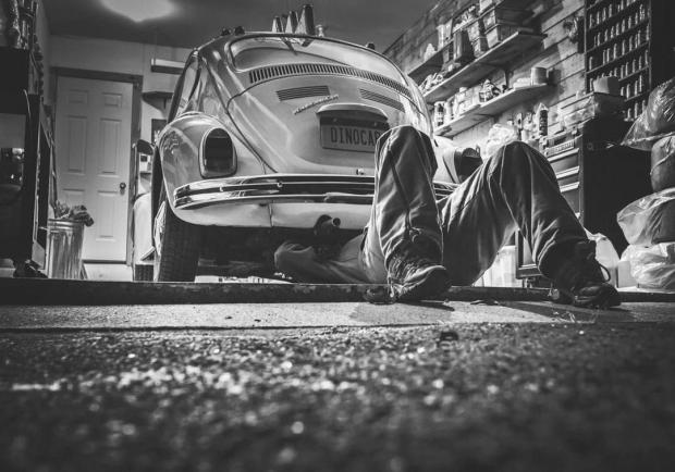 manutenzione auto meccanico