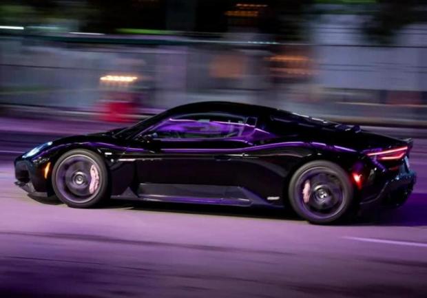 Maserati MC20