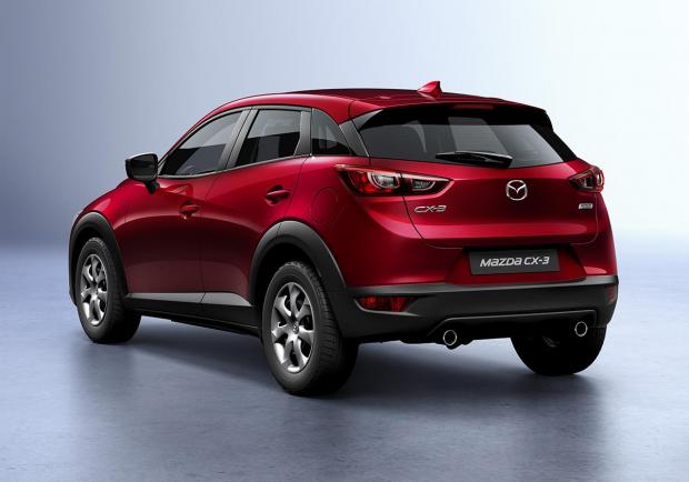 Mazda, la crossover CX-3 2018 al debutto 04