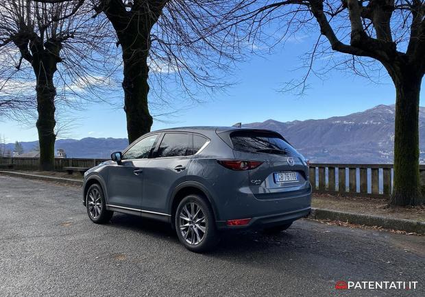 Mazda CX-5 Skyactive-D AWD posteriore