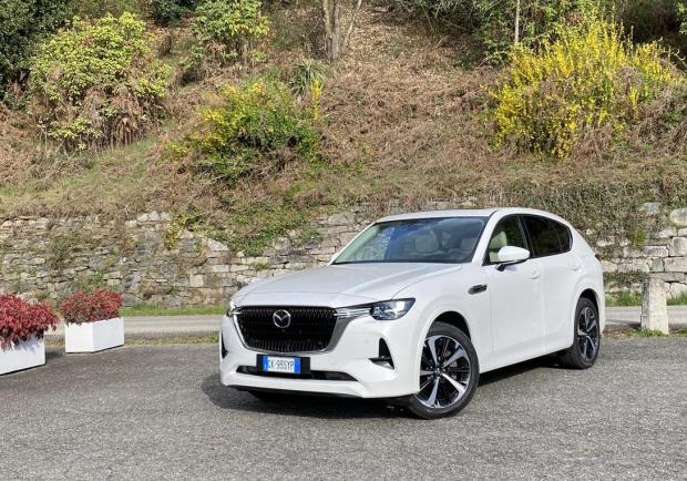 Mazda CX-60 ibrida plug-in Takumi immagine