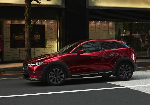 Mazda, in giappone è caccia alla CX-3 2018