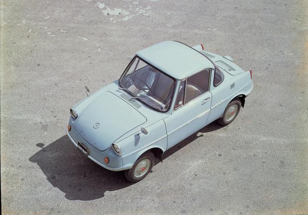 Mazda, 60 anni fa la microcar di successo R360 02