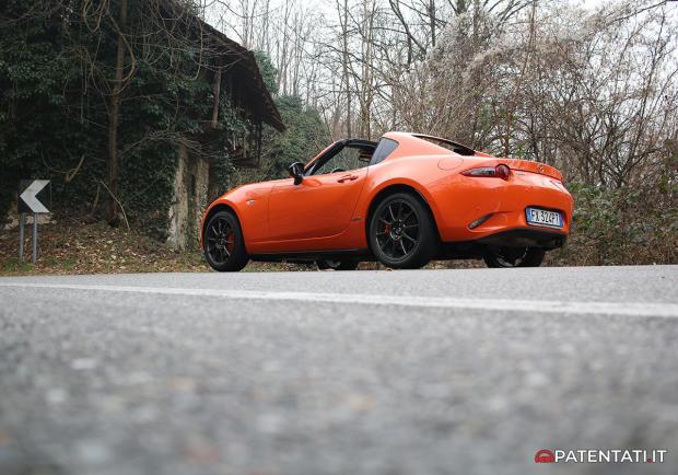 Mazda MX-5 30th Anniversary RF foto profilo