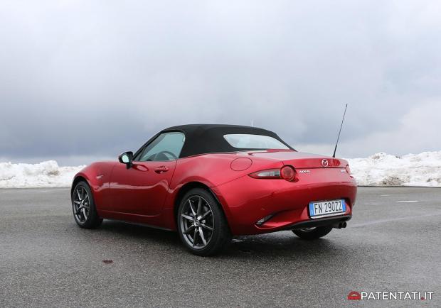 Mazda MX-5 2.0 Sport 7