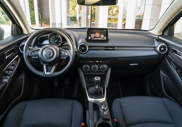 Mazda2, la compatta giapponese in versione 2020 05