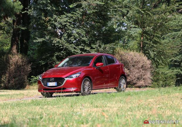 Mazda2 Hybrid 2020 immagine