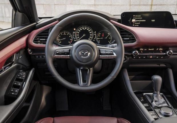 Mazda3 Skyactive-X 2021 abitacolo