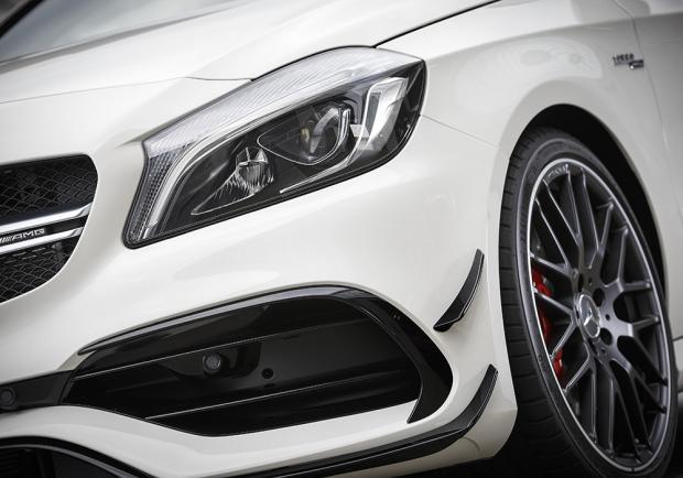 Mercedes-AMG 45 4Matic dettaglio anteriore