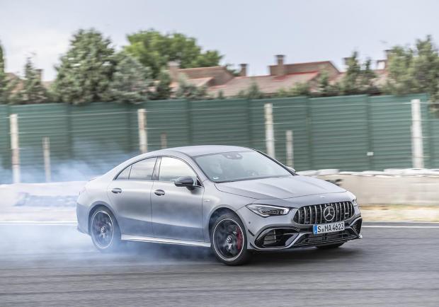 Mercedes-AMG, nuove A e CLA 45 4MATIC e S 4MATIC 04