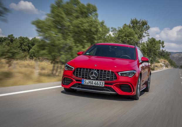 Mercedes-AMG, nuove A e CLA 45 4MATIC e S 4MATIC 07