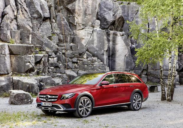 Mercedes Classe E All-Terrain 4x4 foto