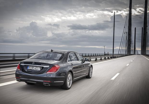 Mercedes Classe S 500 Plug-in Hybrid posteriore