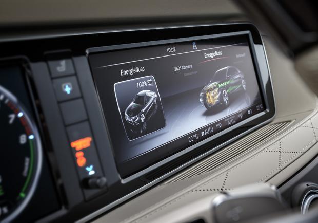 Mercedes Classe S 500 Plug-in Hybrid schermo centrale