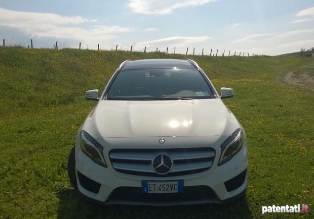 Mercedes GLA 220 CDI 4Matic anteriore