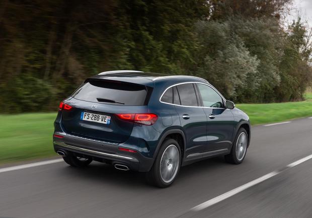 Mercedes GLA 250e Plug-in Hybrid posteriore