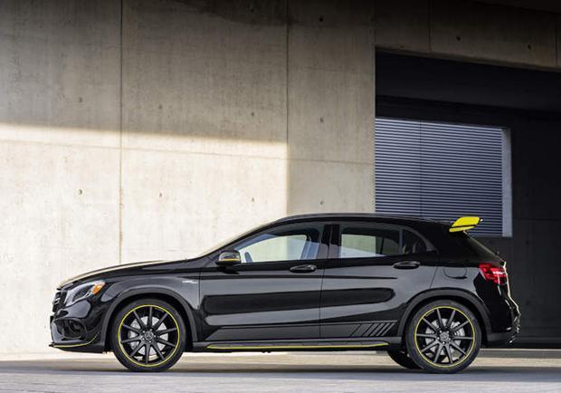 Mercedes GLA 45 AMG Yellow Art Edition MY 2017