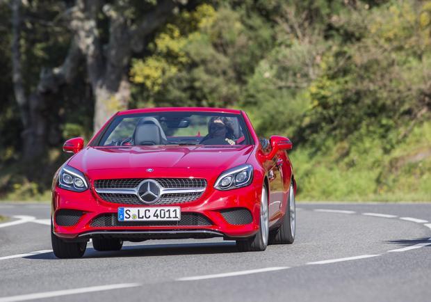 Mercedes SLC 250d anteriore