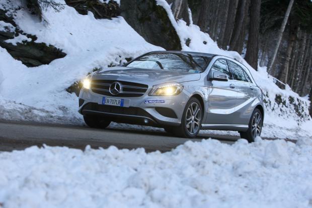 Michelin Winter Test Drive Mercedes A200 CDI tre quarti anteriore