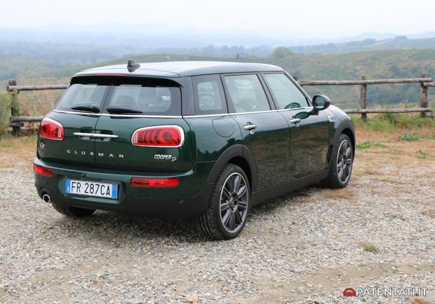 Mini Clubman Cooper D foto posteriore