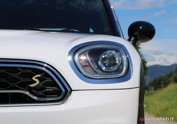 Mini Countryman S E ALL4 anteriore