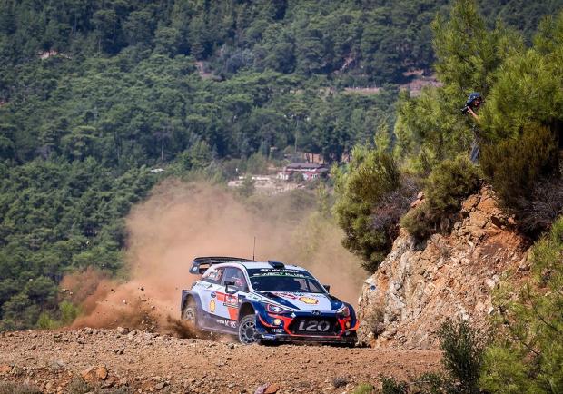 Mondiale Rally, Hyundai e Neuville ancora leader 02